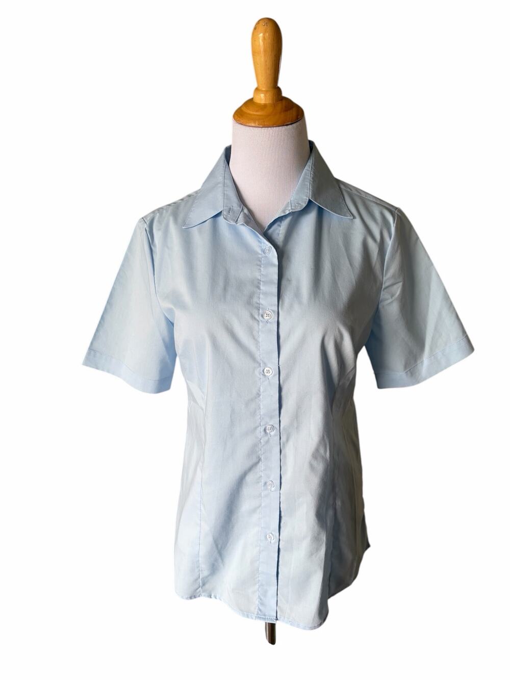 Womens Short Sleeved Blue Button Up Blouse Sz M Career Teacher Business Casual